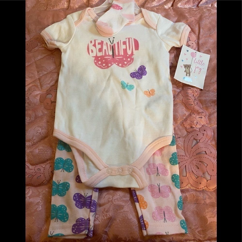 🎀Little joy Baby Super Cute  Matching Set Sizes :6-9M